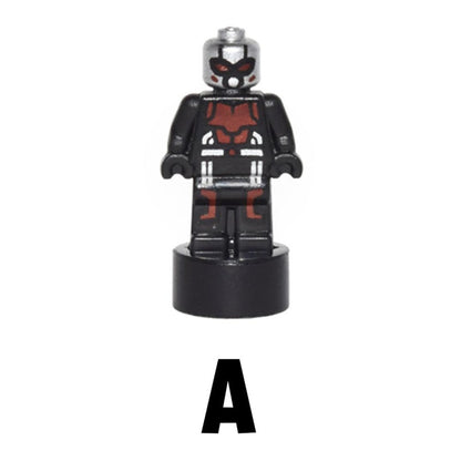 LEGO ACCESSORIES - STATUETTE - MARVEL Ant-Man